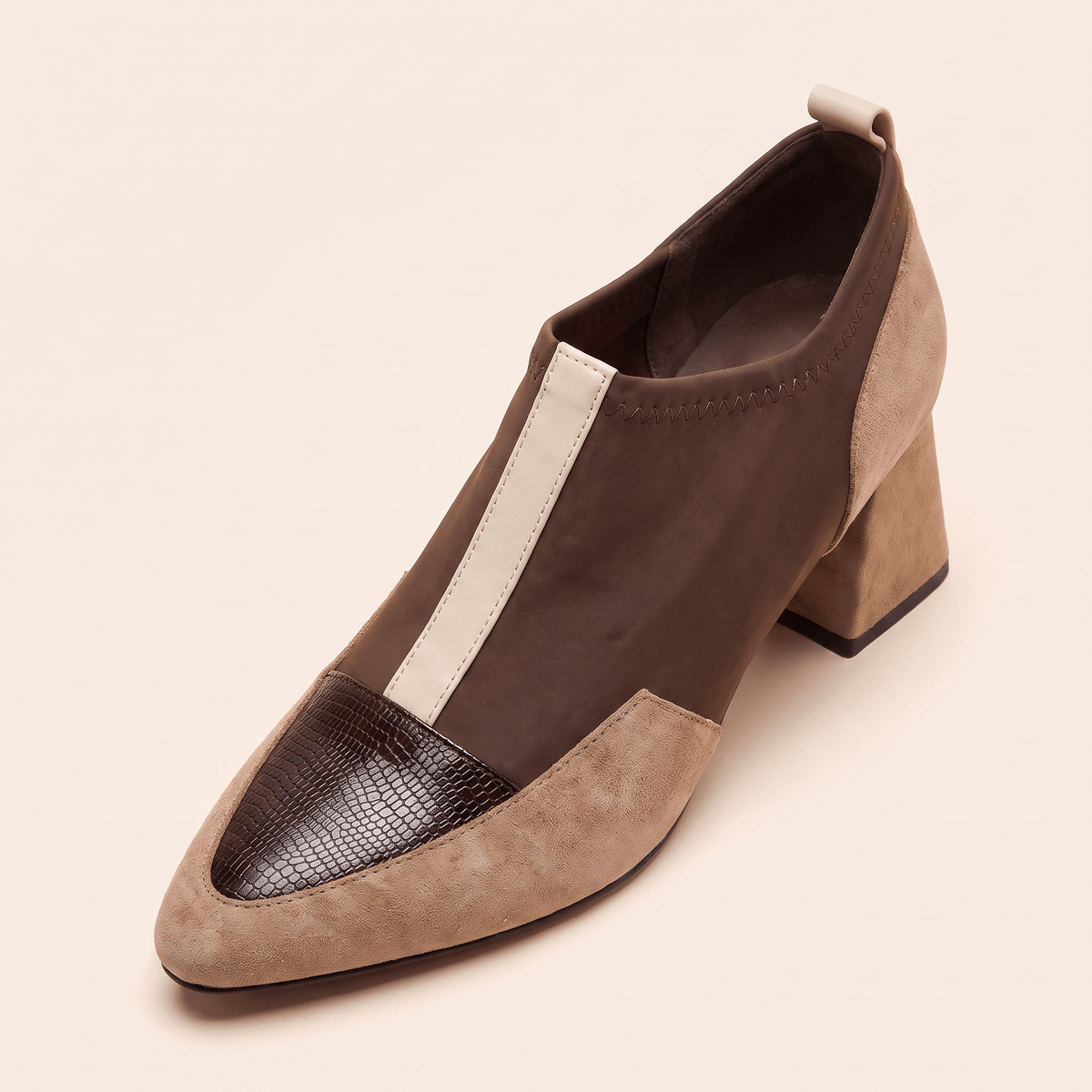 Ariadna · Zapato Abotinado de Punta Fina - zapatos de mujer Calenzo