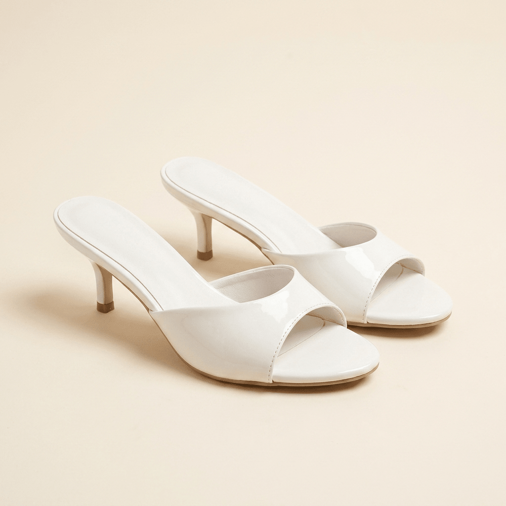 Lola · Mule de Tacón Kitten en Charol - zapatos de mujer Calenzo
