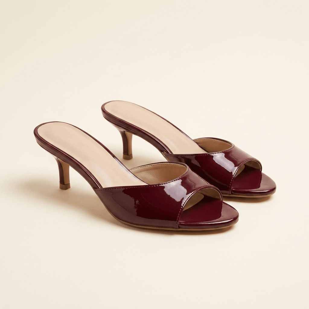 Lola · Mule de Tacón Kitten en Charol - zapatos de mujer Calenzo