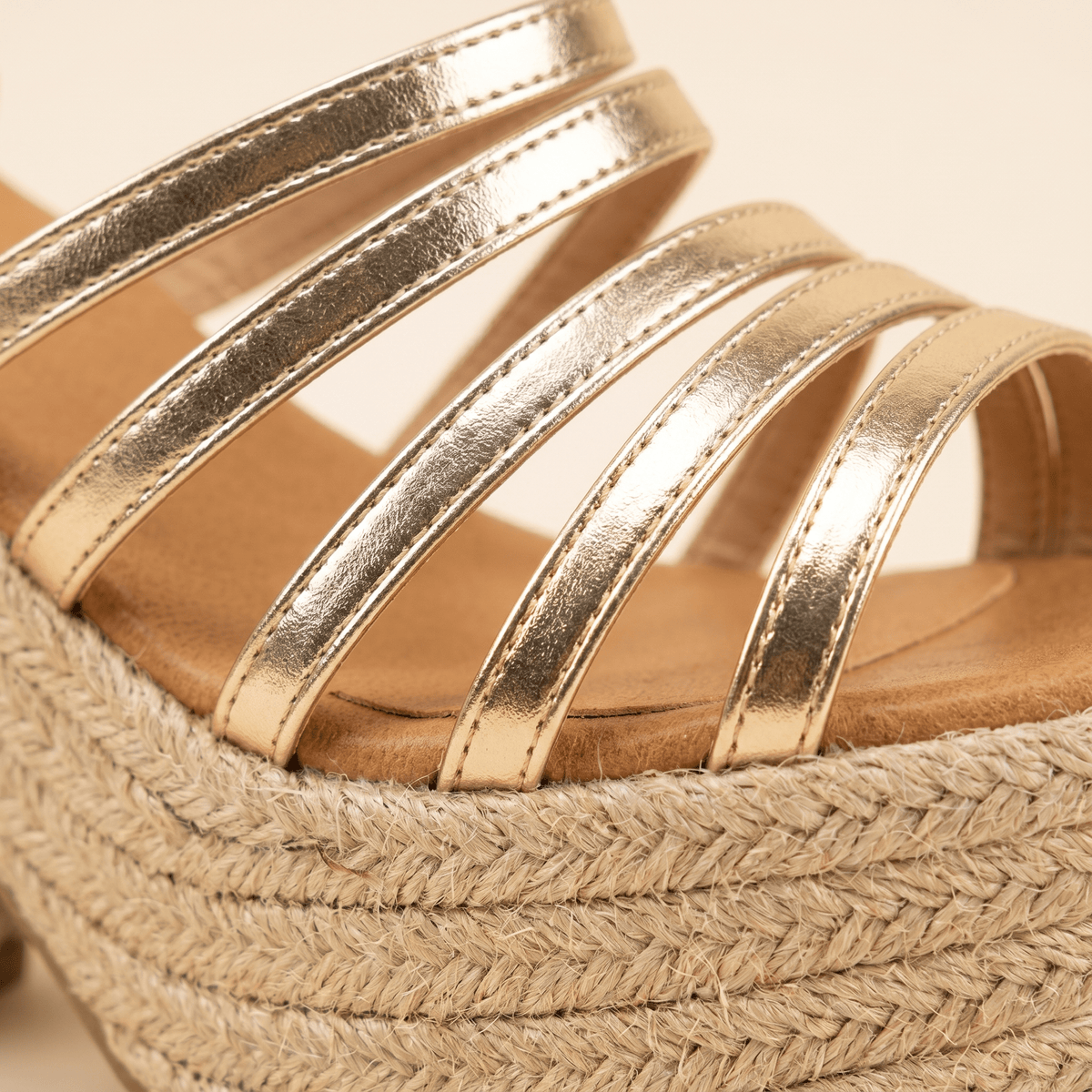 Lola · Sandalia de Cuña Alta de Esparto - zapatos de mujer Calenzo